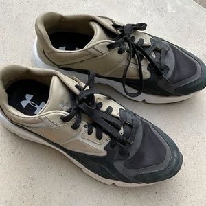 UA Forge 96 Sneakers Unisex, Tan and Black (Men's 8.5, Women's 10)
